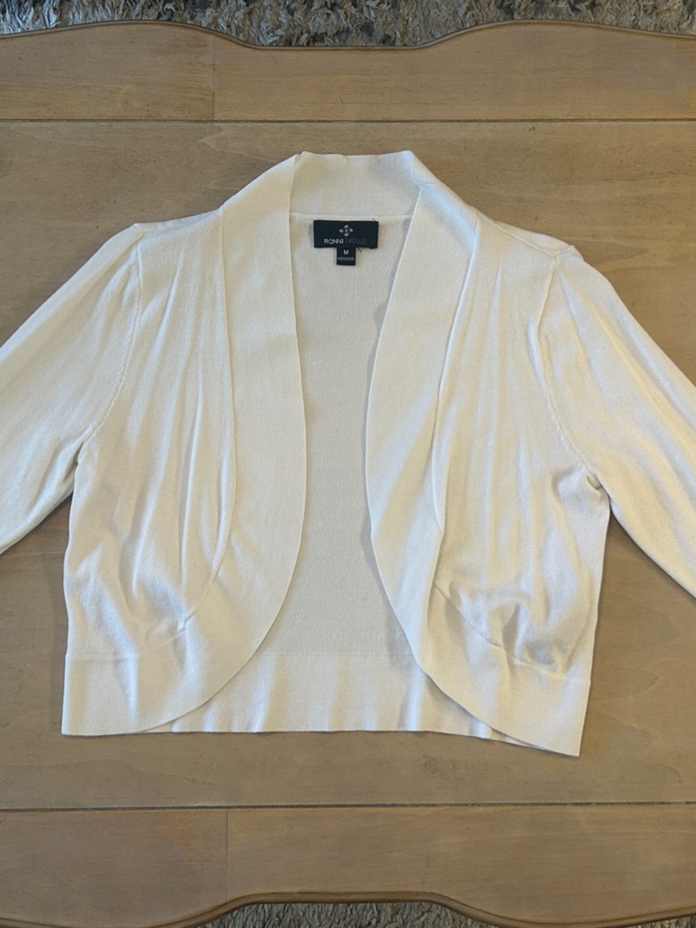 Ronni Nicole Ivory Cropped Open Front 3/4 Sleeve Cardigan Shrug M